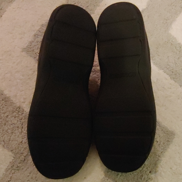 Ladies rockport slip on shoes - Picture 2 of 2